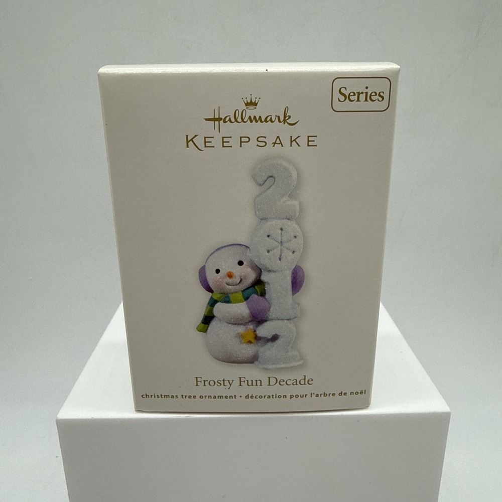 Hallmark Keepsake Ornament Frosty Fun Decade Snowman 2012 #3 in Series